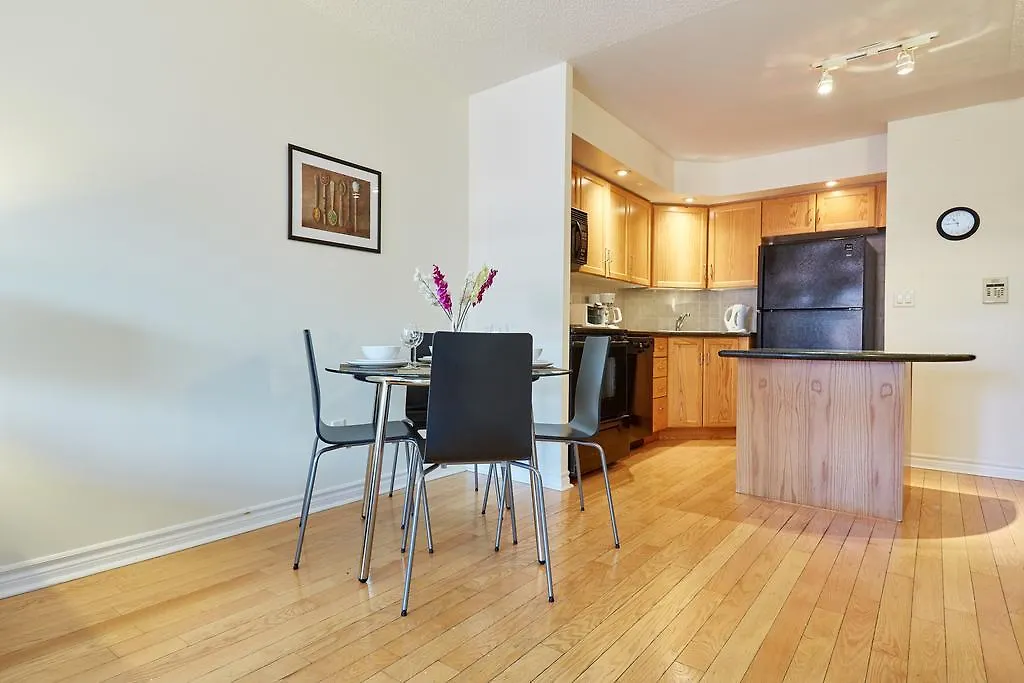 Atlas Suites Furnished Apartments- Rogers Center, Downtown Toronto Lägenhet